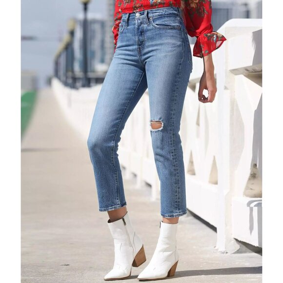 LEVI'S Wedgie Jeans - Picture 12 of 16